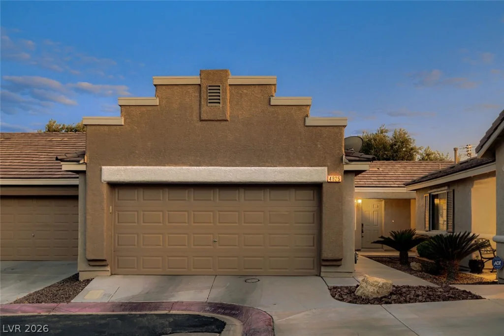 4825 Plama, Las Vegas, NV 89131
