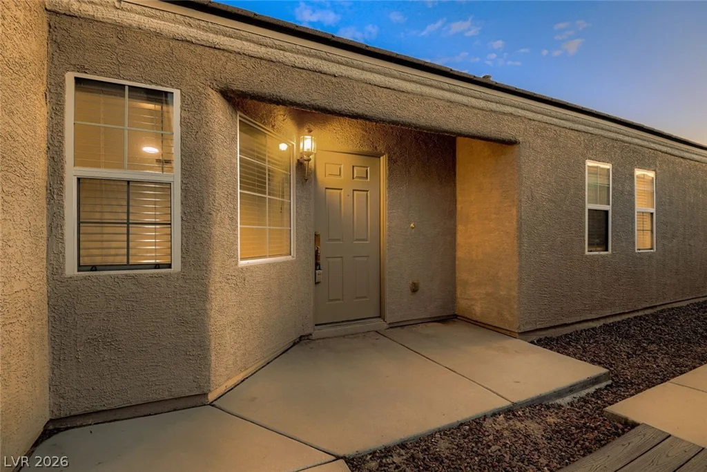 4825 Plama, Las Vegas, NV 89131