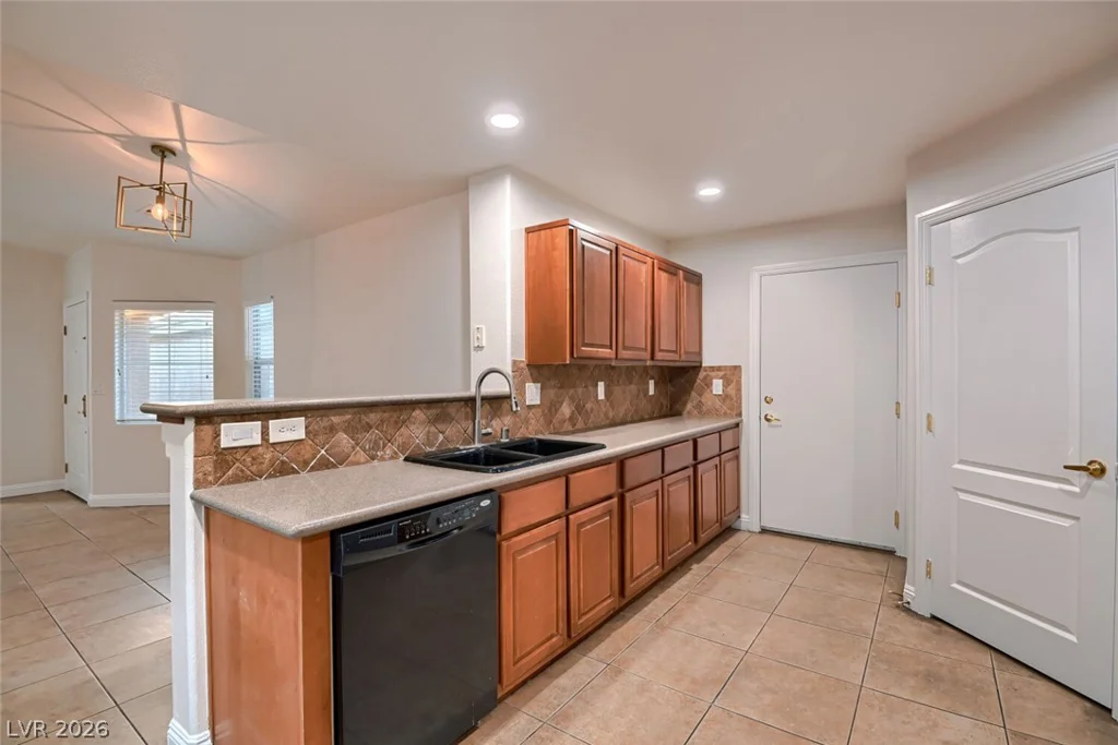 4825 Plama, Las Vegas, NV 89131