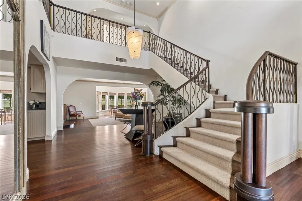 2881 Augusta, Las Vegas, NV 89109