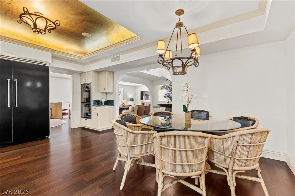 2881 Augusta, Las Vegas, NV 89109