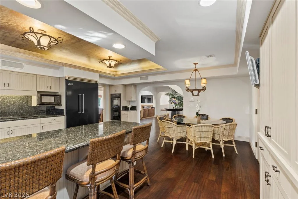 2881 Augusta, Las Vegas, NV 89109