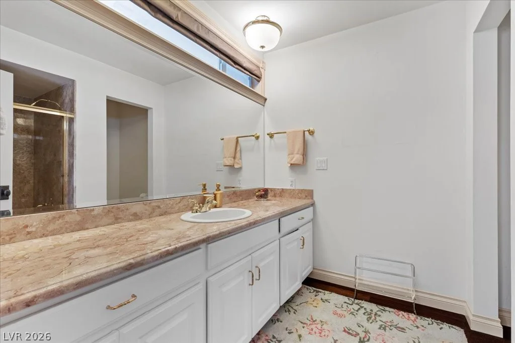 2881 Augusta, Las Vegas, NV 89109
