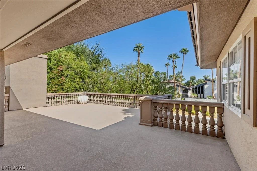 2881 Augusta, Las Vegas, NV 89109