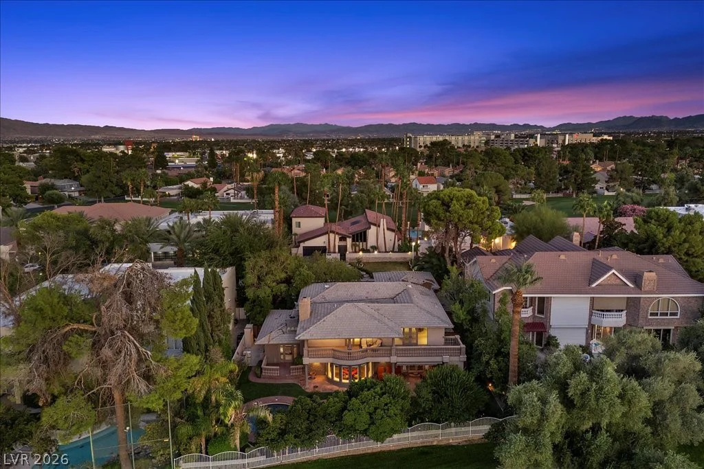 2881 Augusta, Las Vegas, NV 89109