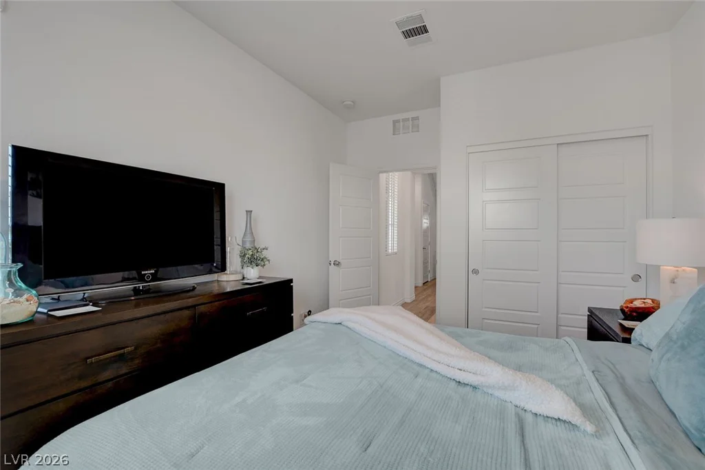 7069 Range Valley, North Las Vegas, NV 89084