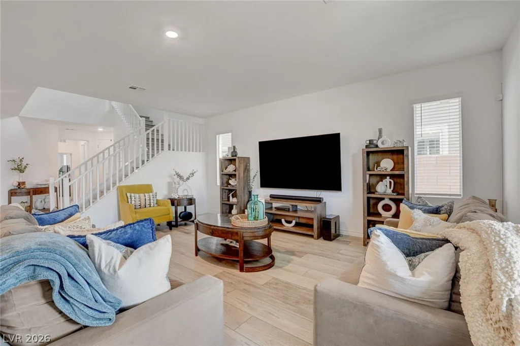 7069 Range Valley, North Las Vegas, NV 89084