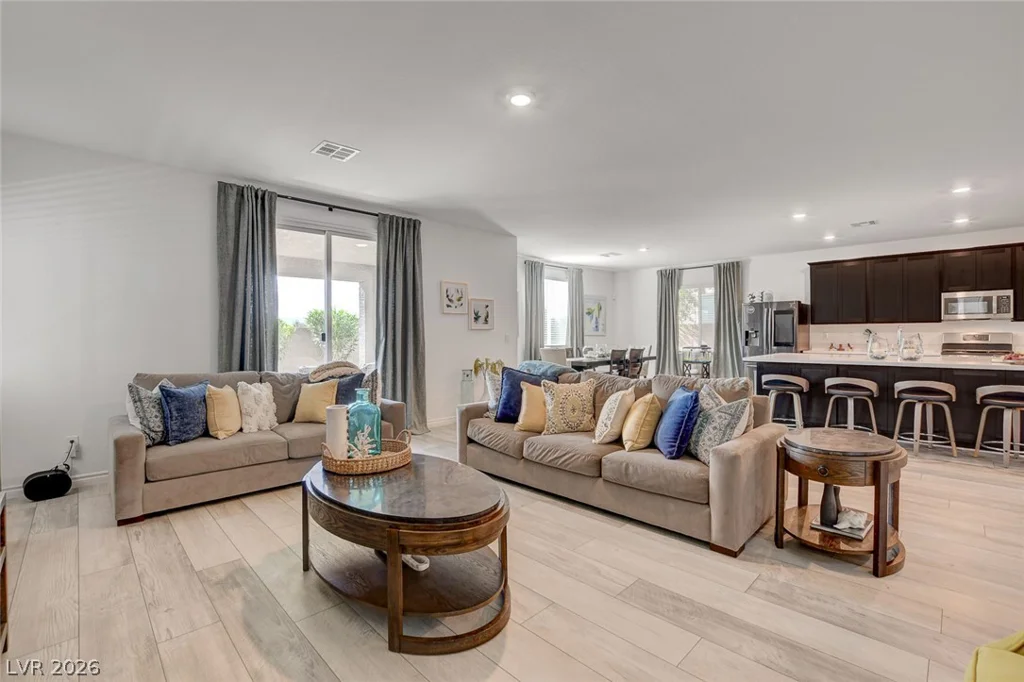7069 Range Valley, North Las Vegas, NV 89084