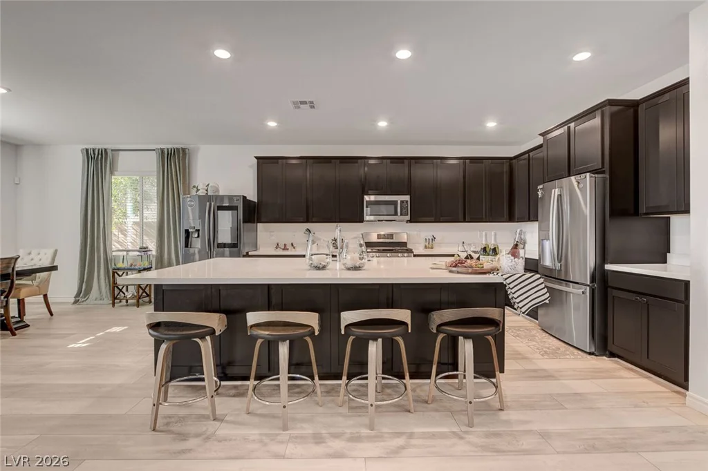 7069 Range Valley, North Las Vegas, NV 89084