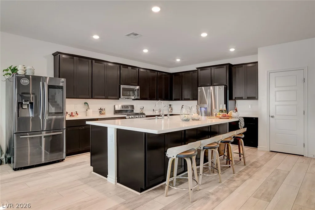 7069 Range Valley, North Las Vegas, NV 89084