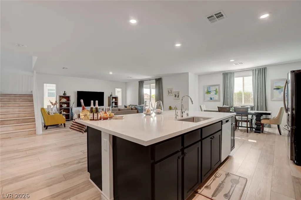 7069 Range Valley, North Las Vegas, NV 89084