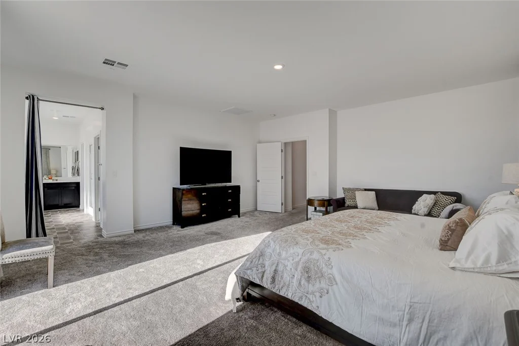 7069 Range Valley, North Las Vegas, NV 89084