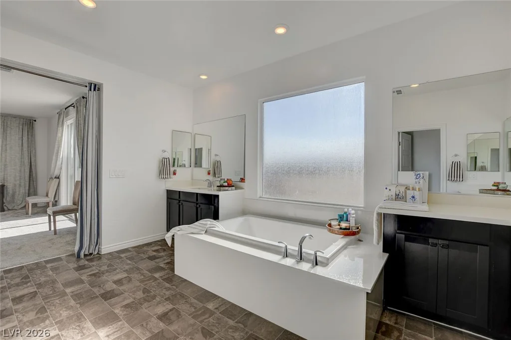 7069 Range Valley, North Las Vegas, NV 89084