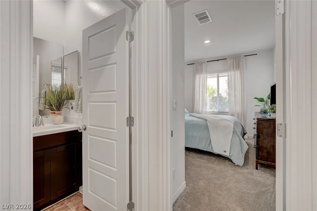 7069 Range Valley, North Las Vegas, NV 89084