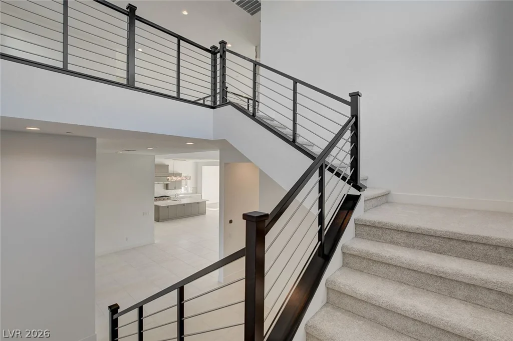 10748 Desert Heights, Las Vegas, NV 89135