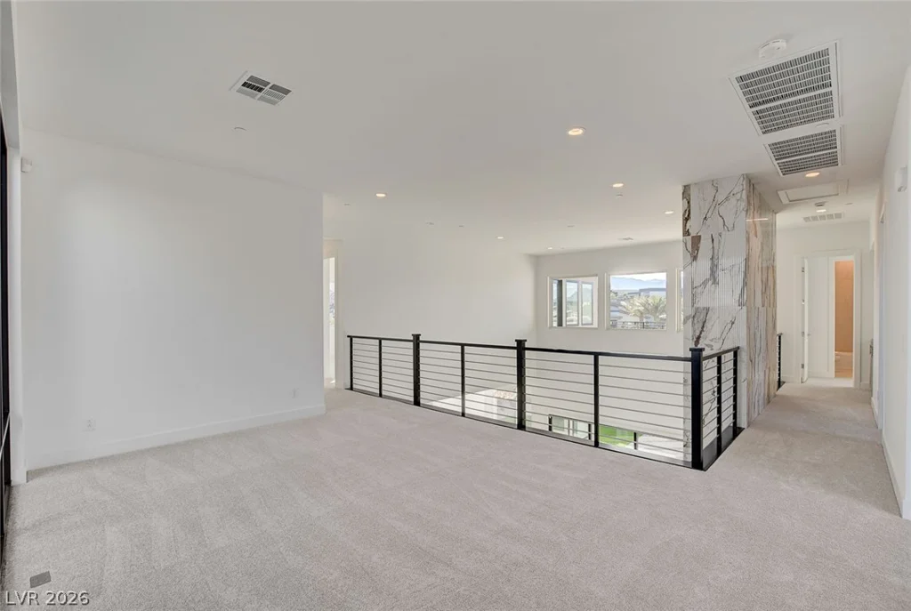 10748 Desert Heights, Las Vegas, NV 89135