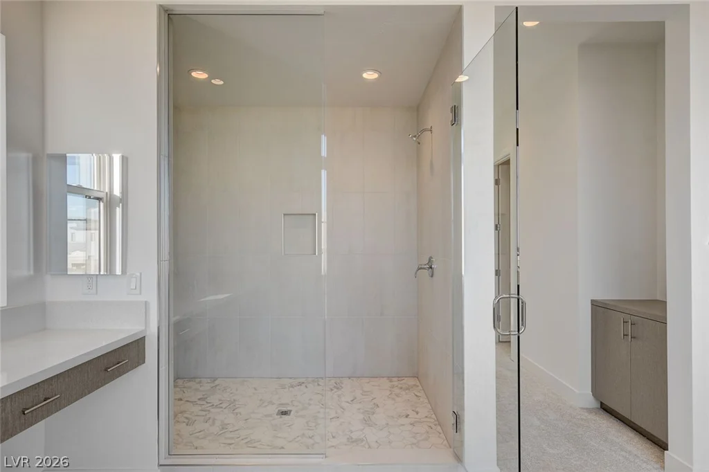 10748 Desert Heights, Las Vegas, NV 89135