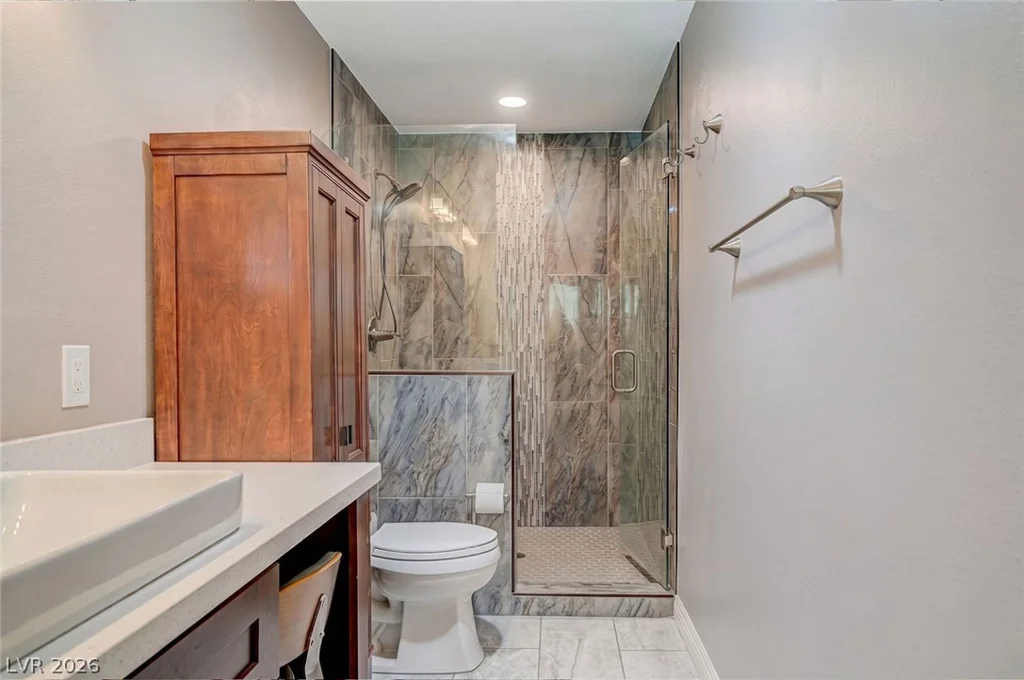 8532 Hidden Pines, Las Vegas, NV 89143