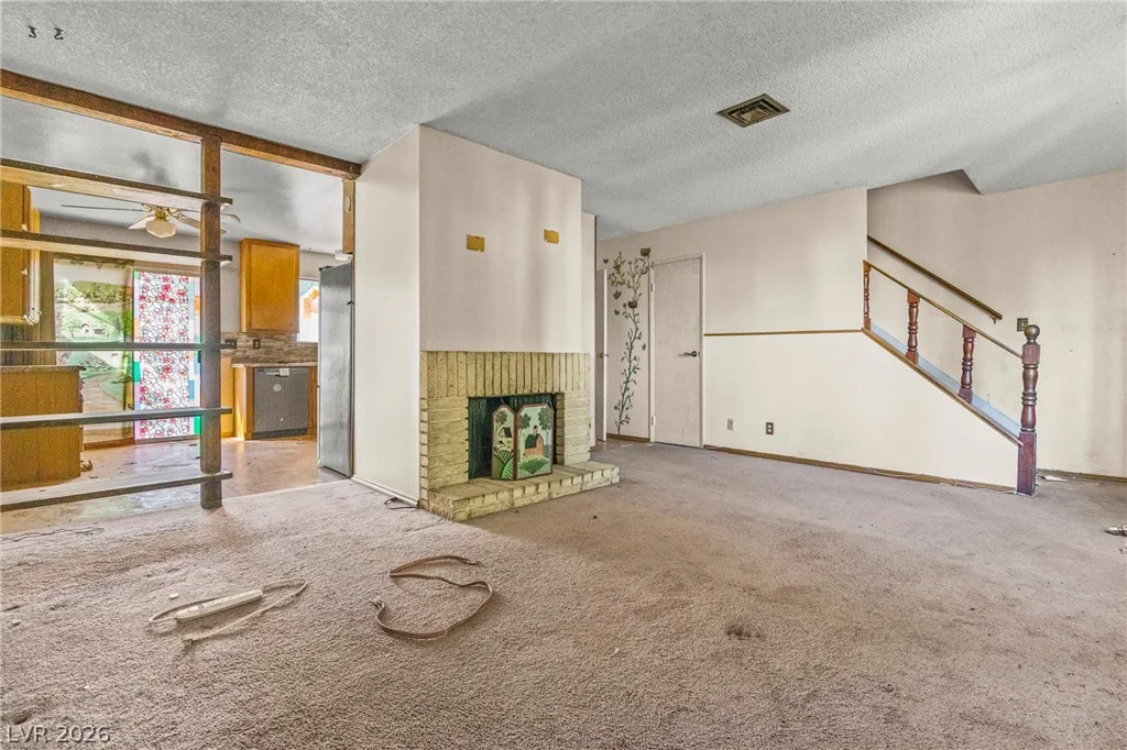 213 Greenbriar Townhouse, Las Vegas, NV 89121