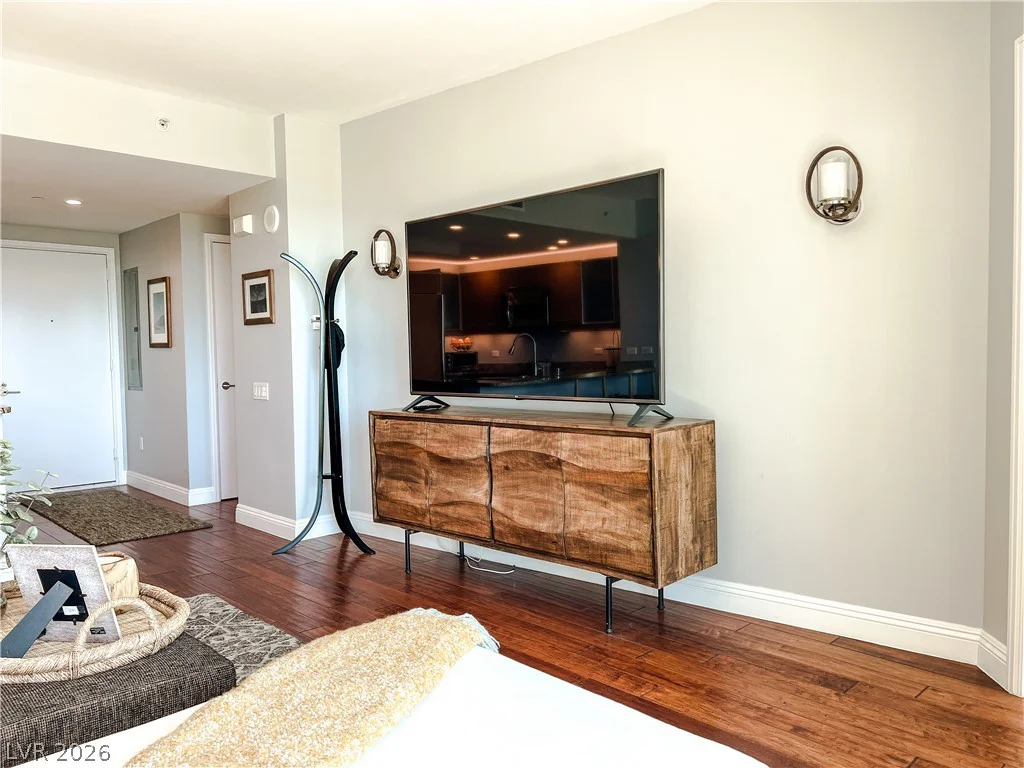 322 Karen, Las Vegas, NV 89109