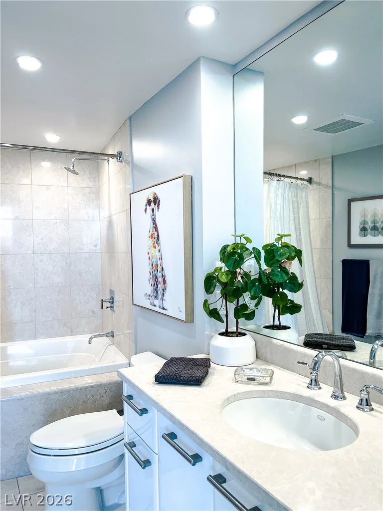 322 Karen, Las Vegas, NV 89109
