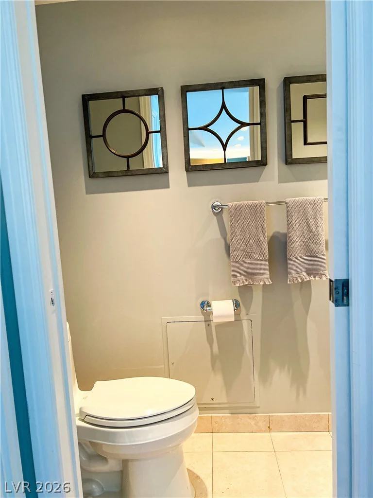 322 Karen, Las Vegas, NV 89109