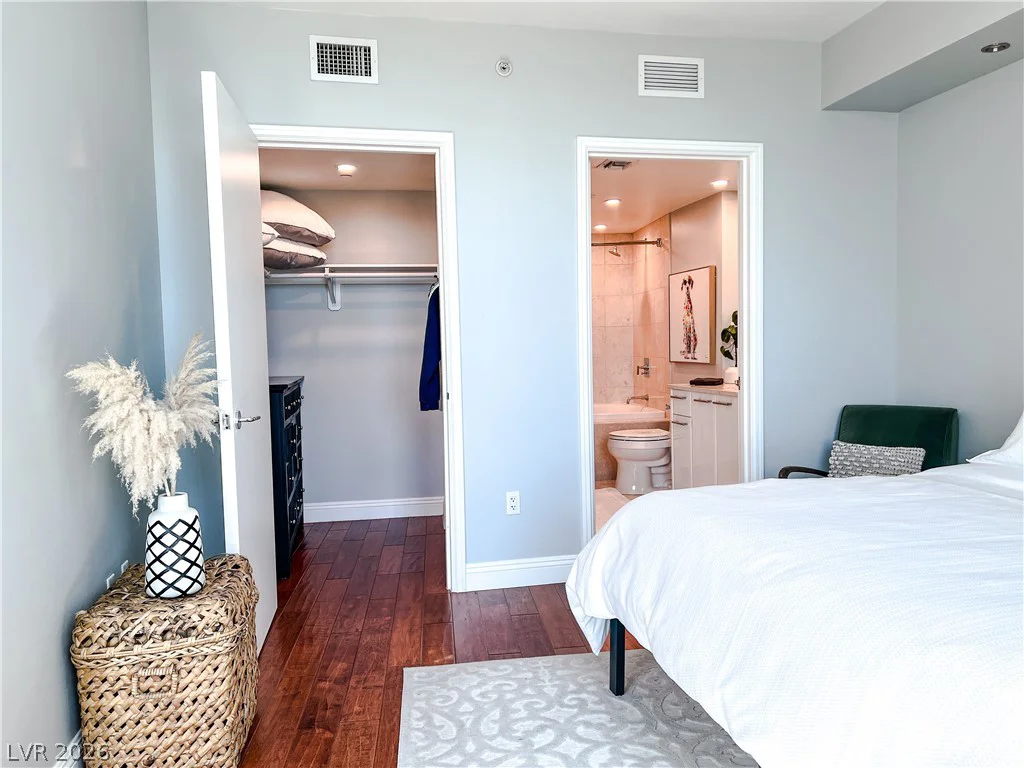 322 Karen, Las Vegas, NV 89109