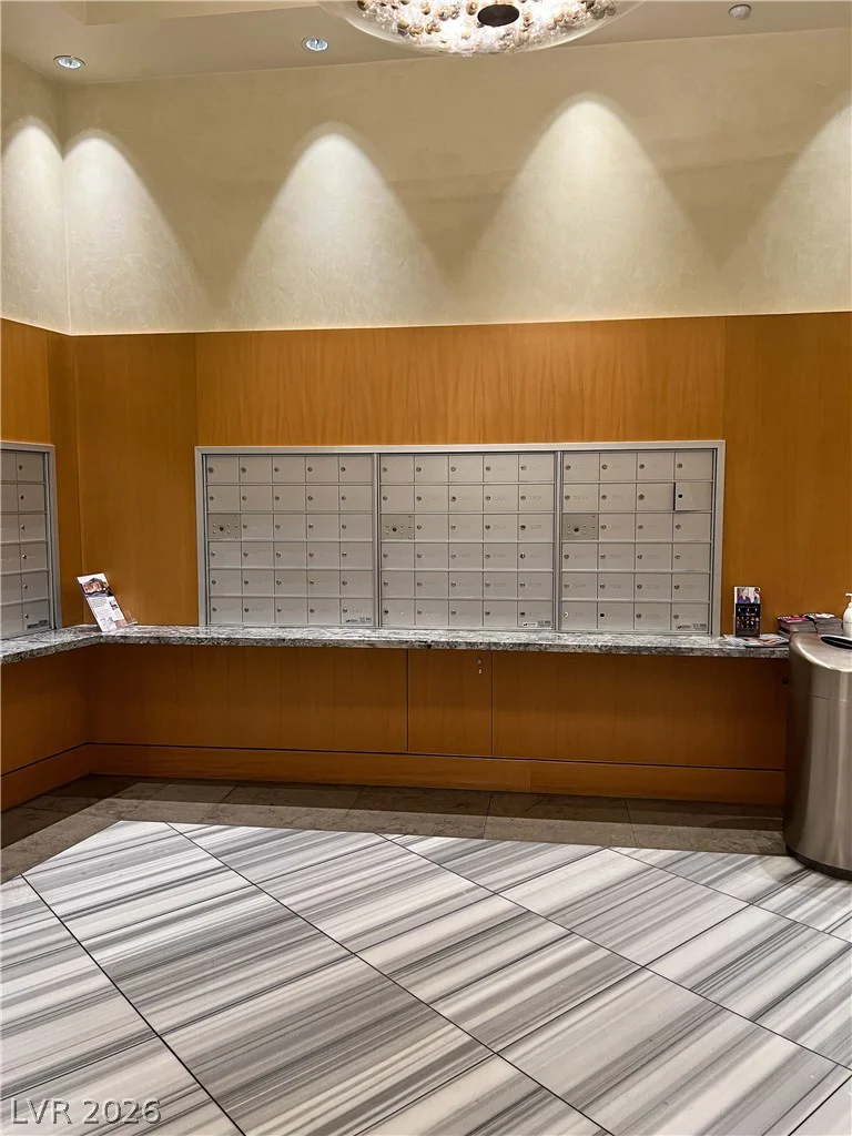 322 Karen, Las Vegas, NV 89109