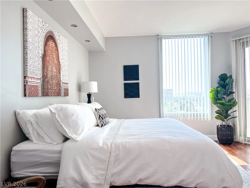 322 Karen, Las Vegas, NV 89109