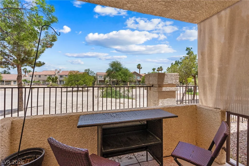 4940 Black Bear, Las Vegas, NV 89149