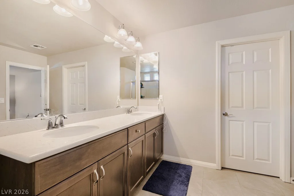 9830 Panther Hollow, Las Vegas, NV 89141