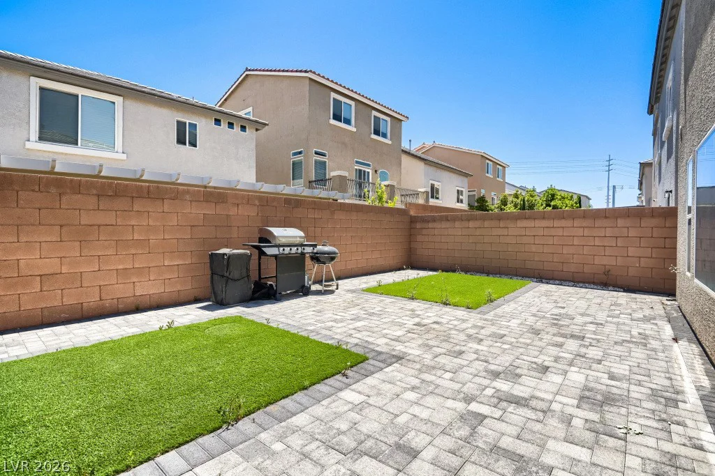 9830 Panther Hollow, Las Vegas, NV 89141