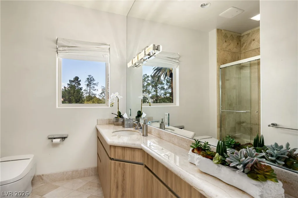 65 Cascade Creek, Las Vegas, NV 89113