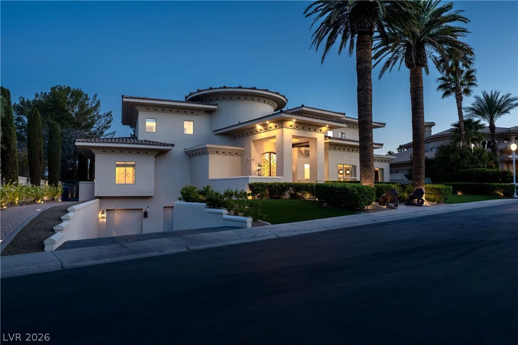 65 Cascade Creek, Las Vegas, NV 89113
