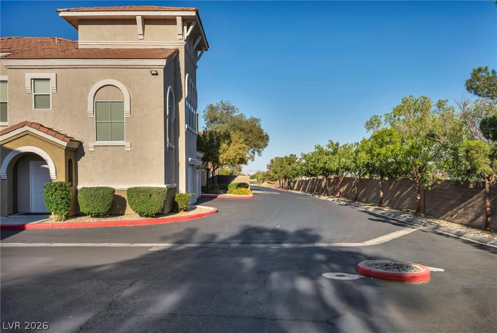 10001 Peace, Las Vegas, NV 89147
