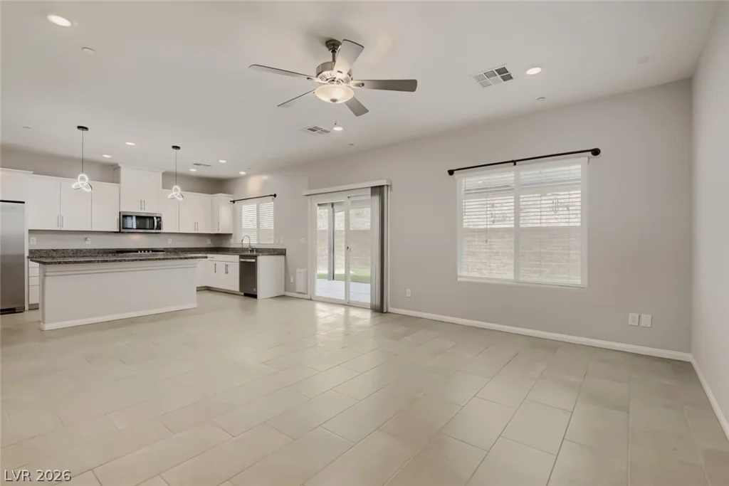 10790 Wild Parsley, Las Vegas, NV 89129