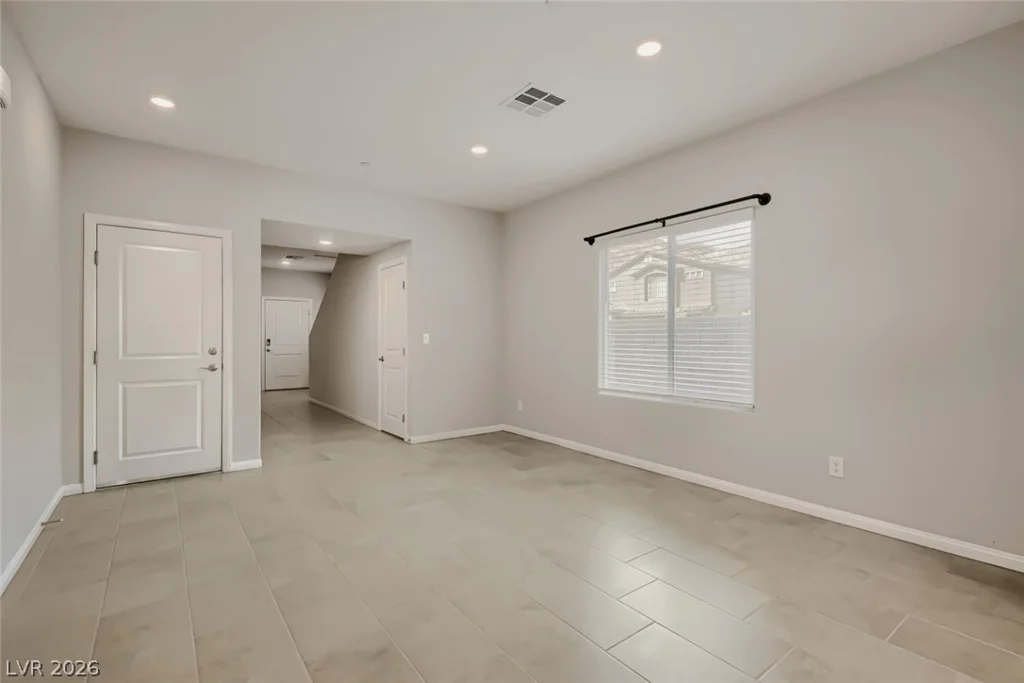 10790 Wild Parsley, Las Vegas, NV 89129