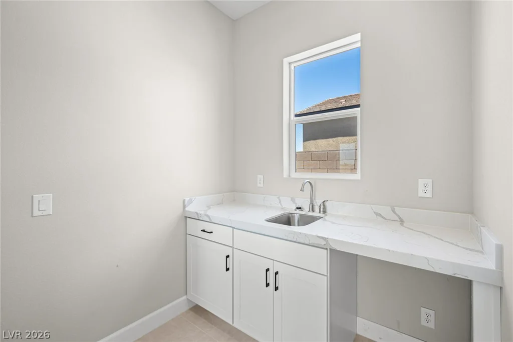 9175 Hammer, Las Vegas, NV 89149