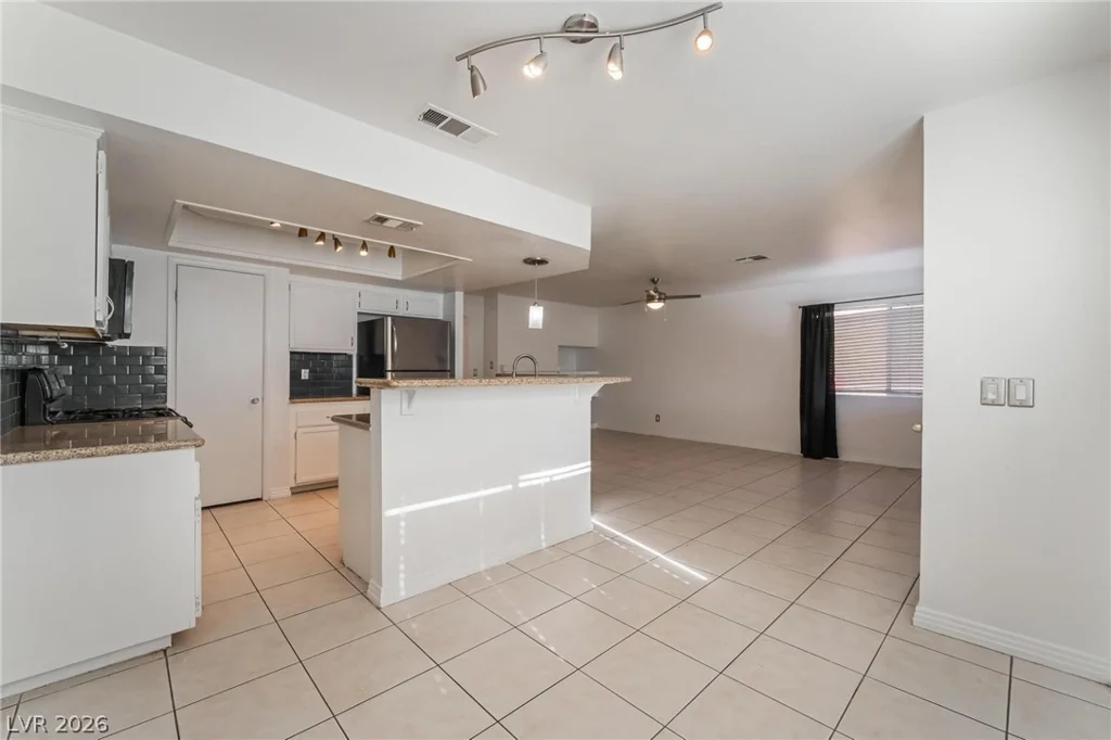 8317 Sky Canyon, Las Vegas, NV 89128