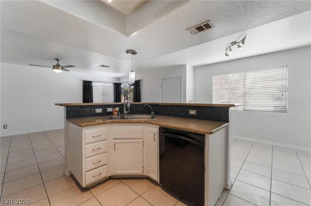 8317 Sky Canyon, Las Vegas, NV 89128