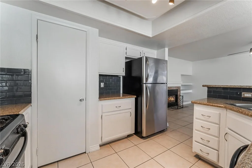 8317 Sky Canyon, Las Vegas, NV 89128