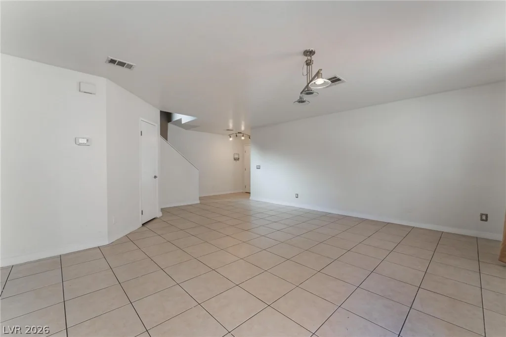 8317 Sky Canyon, Las Vegas, NV 89128