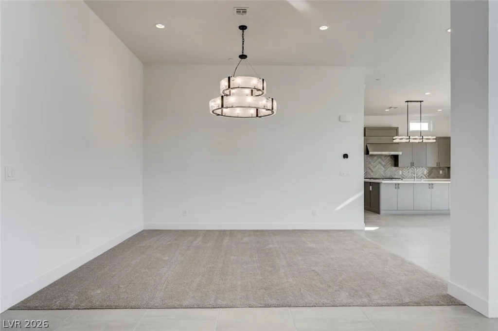 10738 Desert Heights, Las Vegas, NV 89135