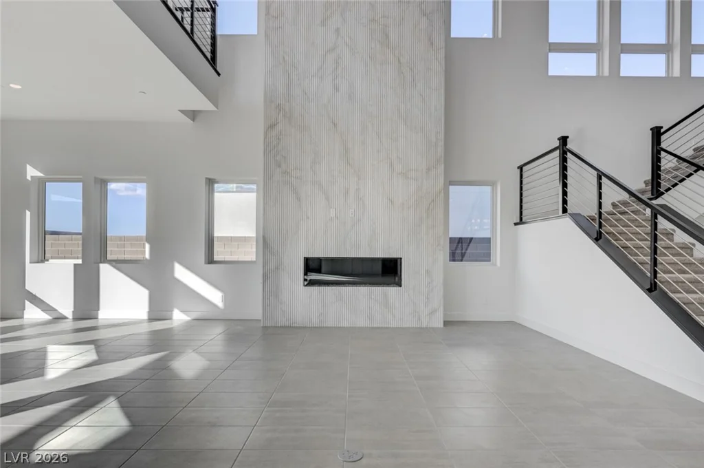 10738 Desert Heights, Las Vegas, NV 89135