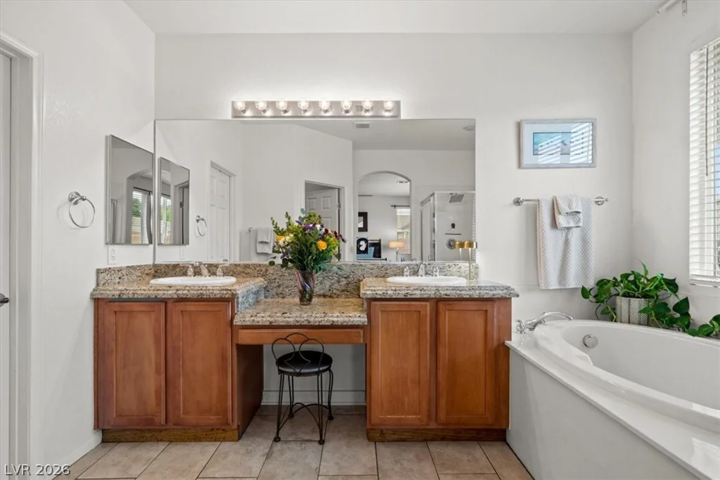 7811 SUGARLOAF PEAK, Las Vegas, NV 89166