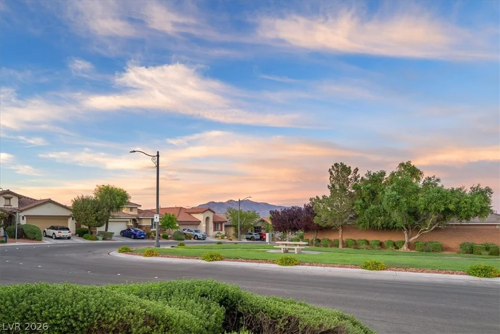 7811 SUGARLOAF PEAK, Las Vegas, NV 89166
