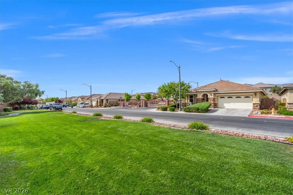 7811 SUGARLOAF PEAK, Las Vegas, NV 89166