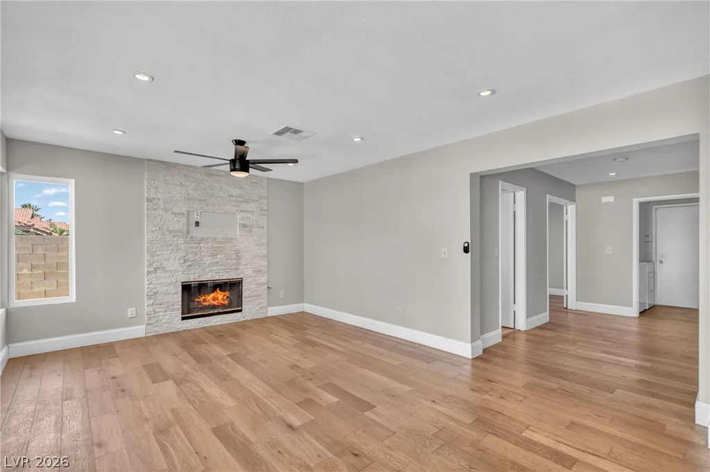 7444 Shangri La, Las Vegas, NV 89147