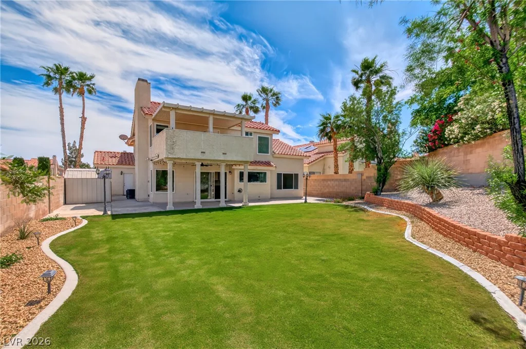 7444 Shangri La, Las Vegas, NV 89147