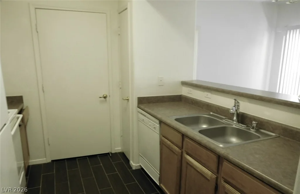 7255 Sunset, Las Vegas, NV 89113